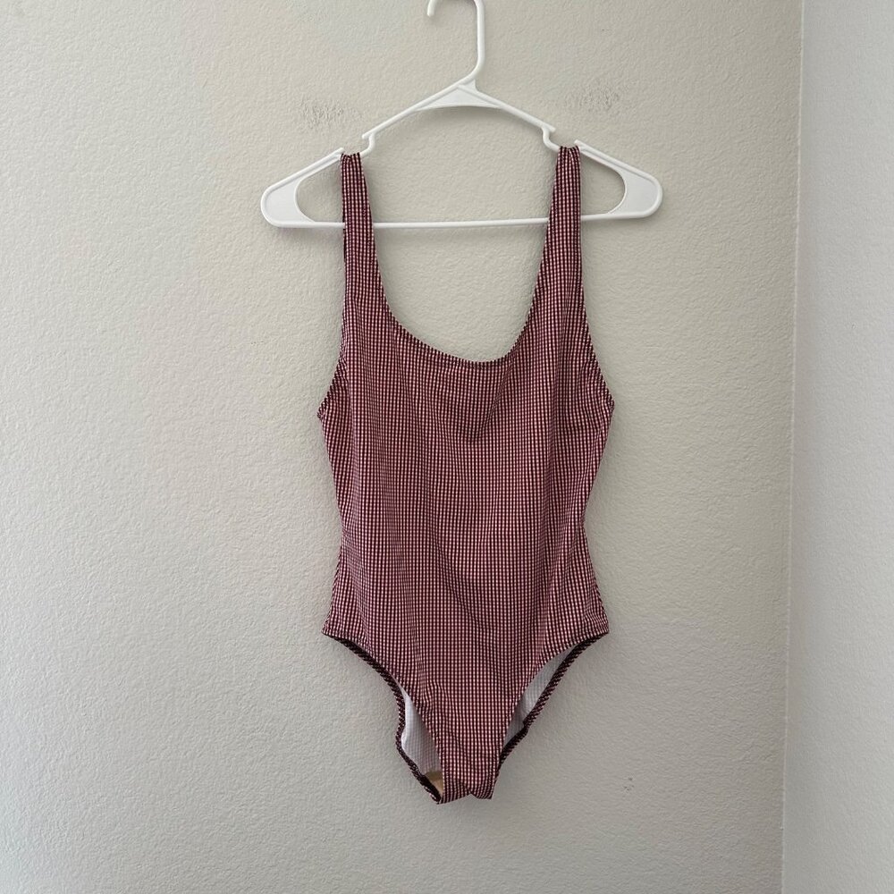 Solid & Strip Burgundy Back Scoop One Piece Swimsuit Moderate Coverage NWT Sz M